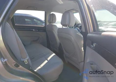 2011 Kia Sorento Lx V6 из США, поврежденный, VIN 5XYKT4A24BG075157